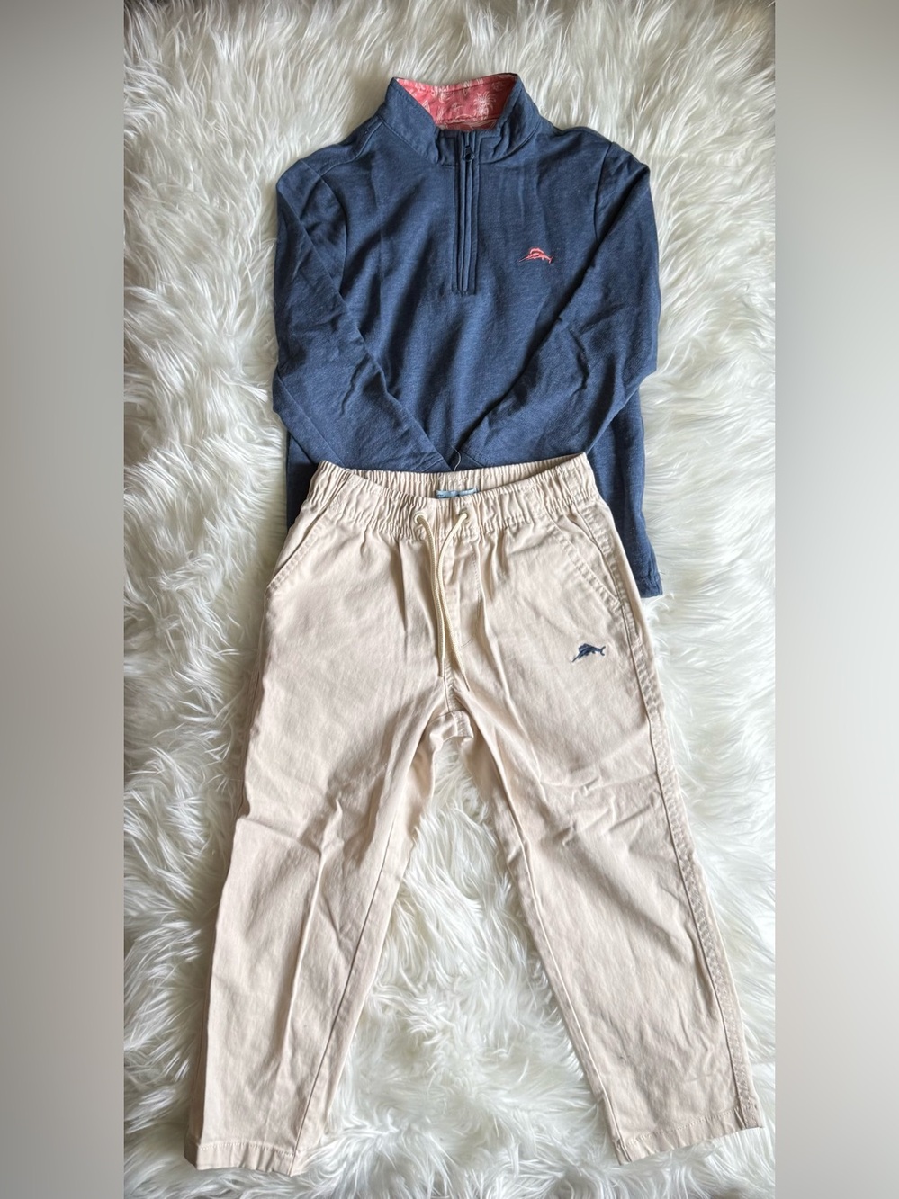 Tommy Bahama Set